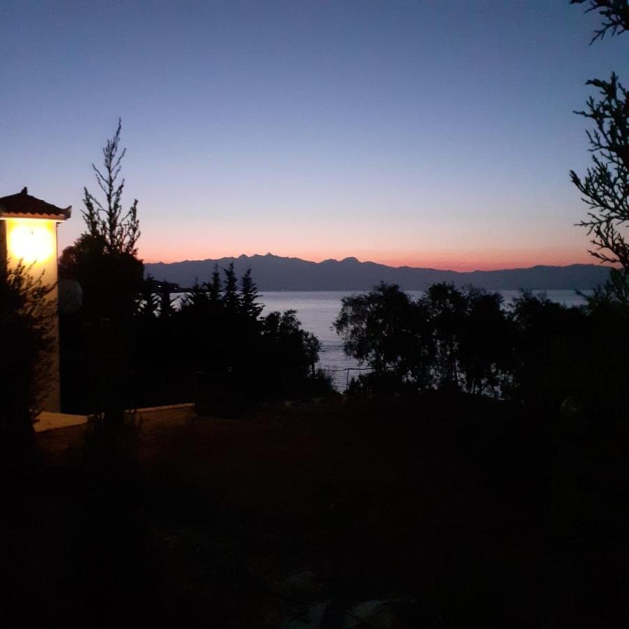 Seafront Studio With Direct Beach Access Koroni  Ngoại thất bức ảnh