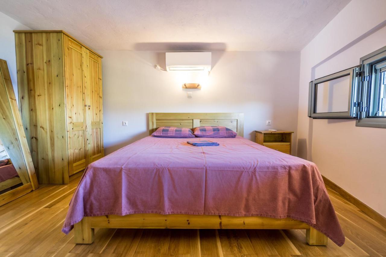 Seafront Studio With Direct Beach Access Koroni  Ngoại thất bức ảnh
